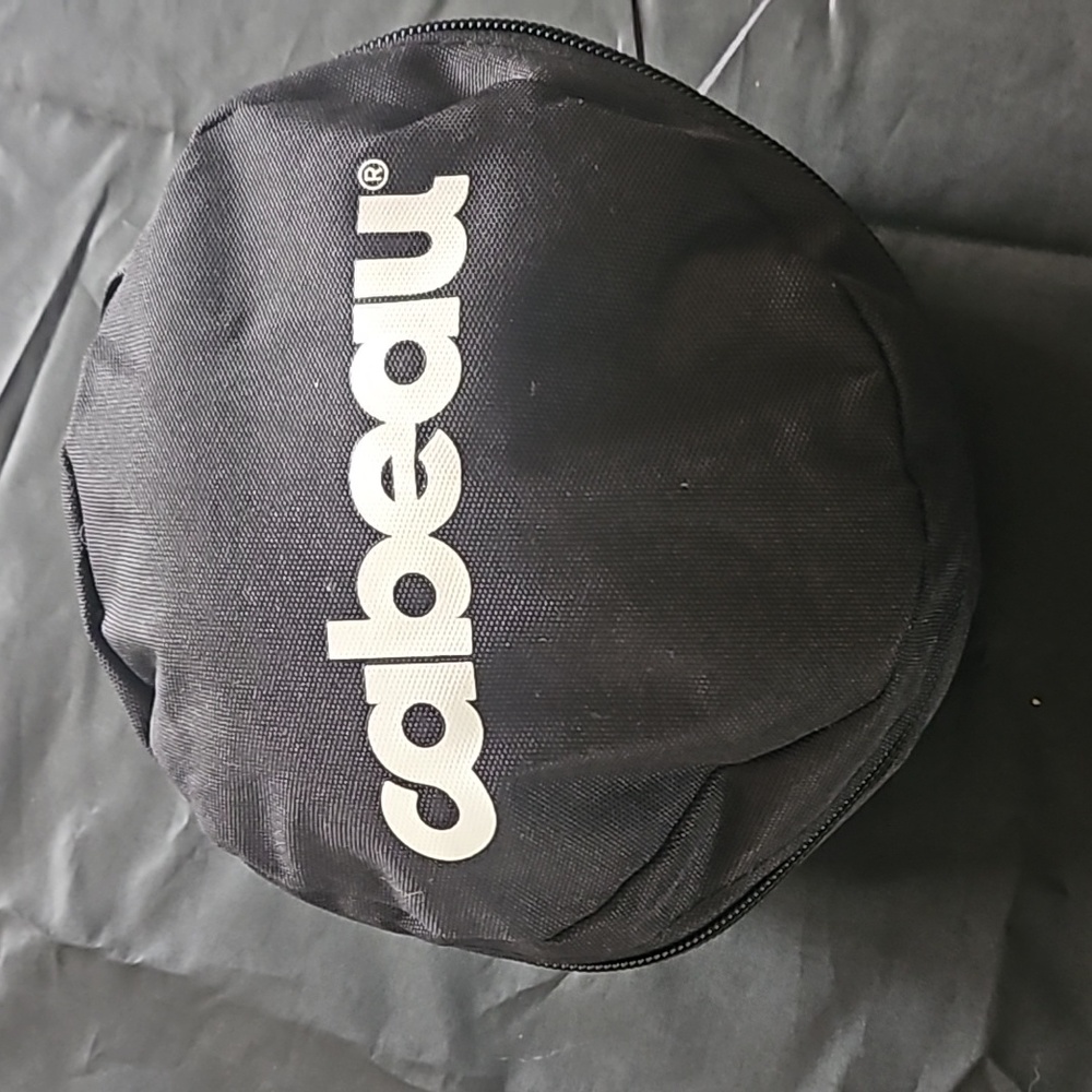 Cabeau neck pillow